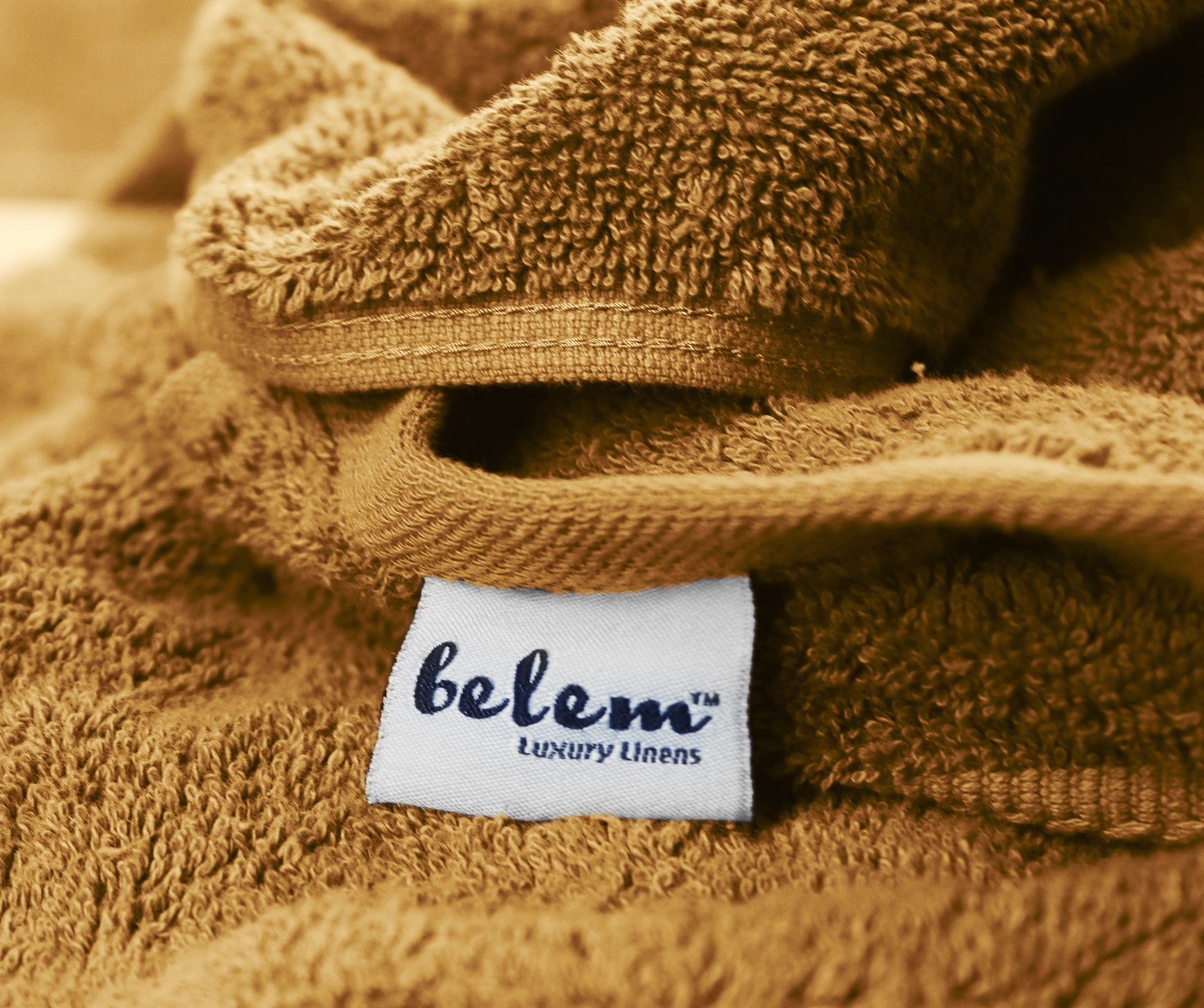 How Much Does a Towel Weigh? Find Out Here! DZEE Home