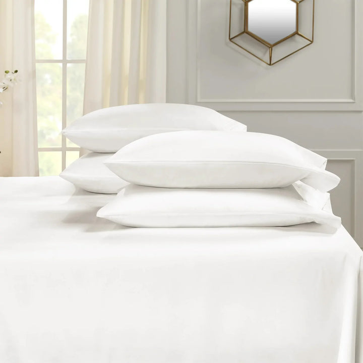 bed sheets in white